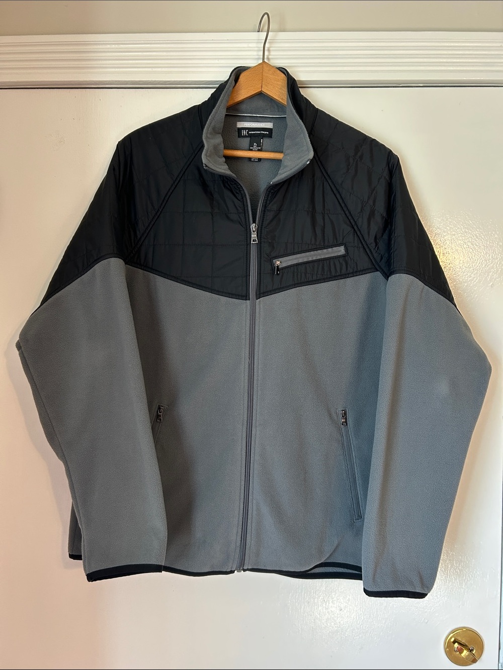 INC XL Men's Grey & Black Fleece Jacket - Zip Front